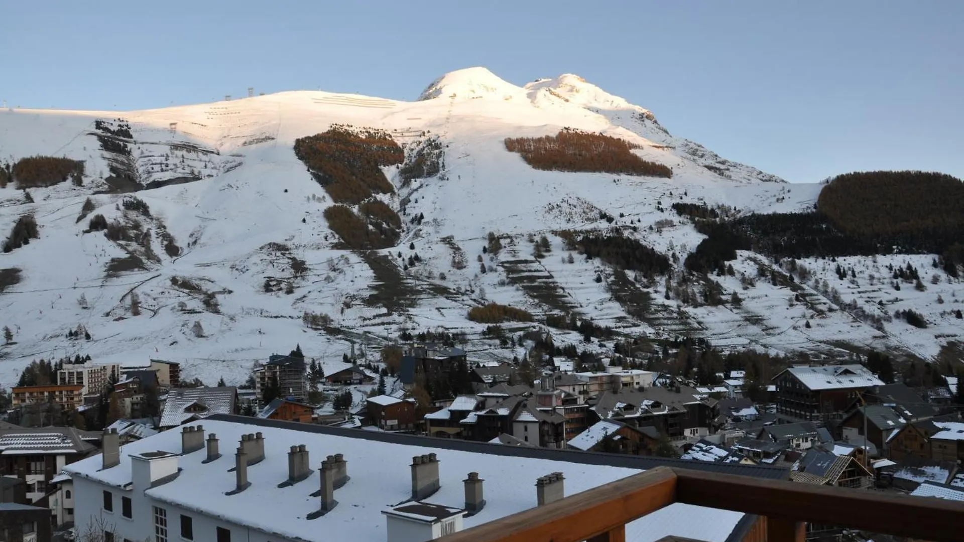 Apartment Pleiades - D137 - Appart Belle Vue - 6 Pers Les Deux Alpes France